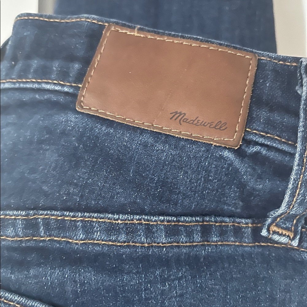 Madewell bootcut jeans size 4 equivalent